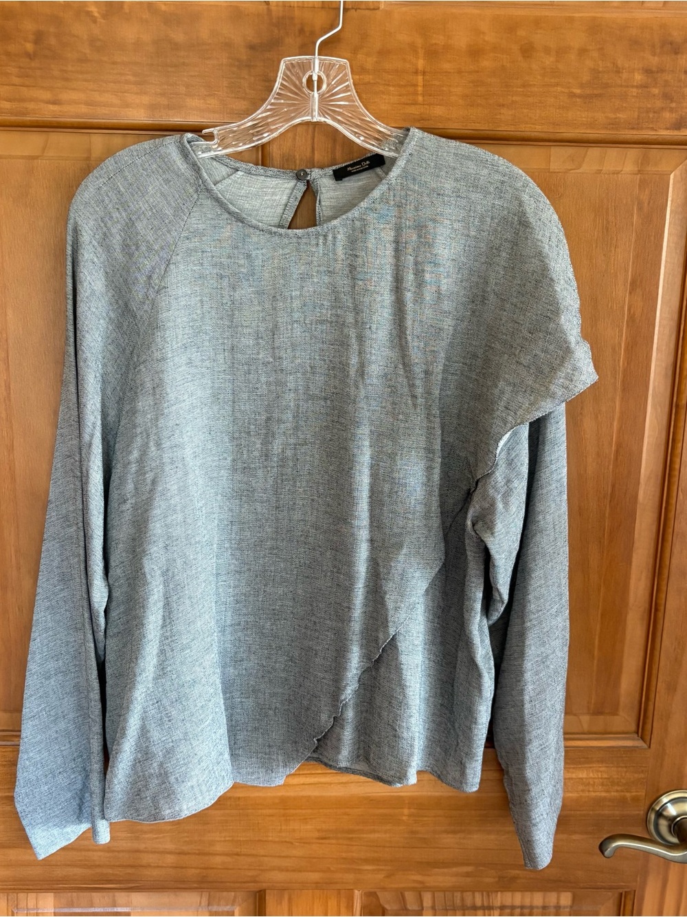 Massimo Dutti Women's Gray Long Sleeve Button Closure Top Size M, Excellent Cond